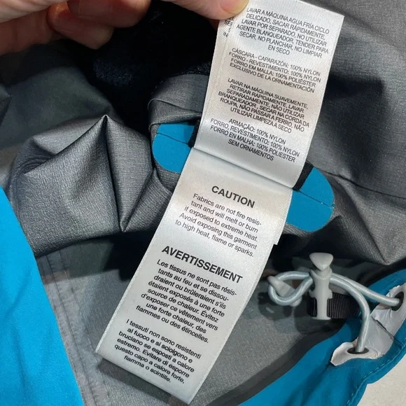 Mountain Hard Wear GoreTex Woman Size M jacket ⭐️⭐️⭐️⭐️ - Picture 9 of 17